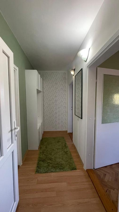 Apartman Jelena II Lejlighed Sremska Mitrovica Eksteriør billede
