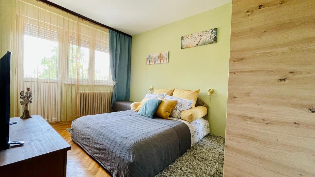 Apartman Jelena II Lejlighed Sremska Mitrovica Eksteriør billede